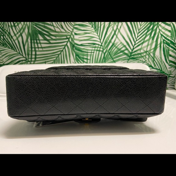 Classic Chanel Double Flap Black Caviar - Picture 5 of 11